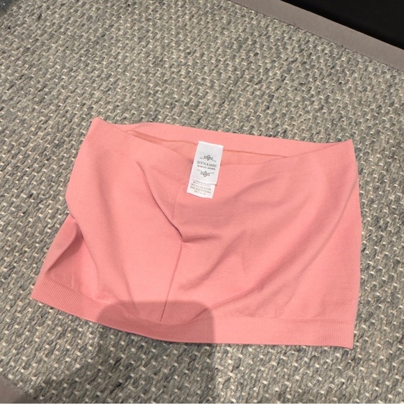 NWT Dynamic Seamless Apparel Pink Intimate Wear - Picture 2 of 6